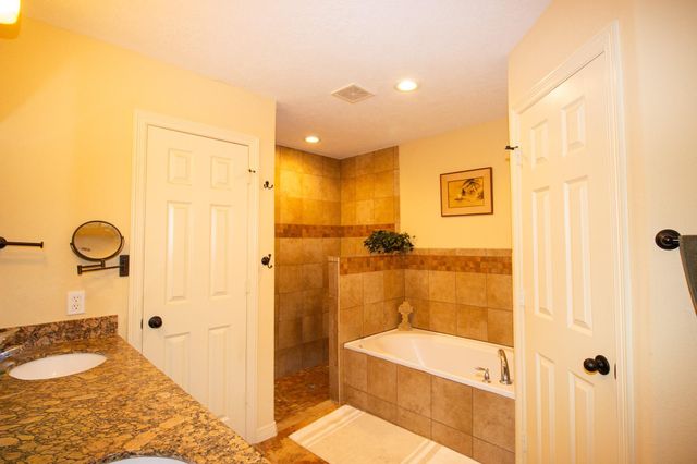 40411 Bosque Rd, Hempstead, TX 77445