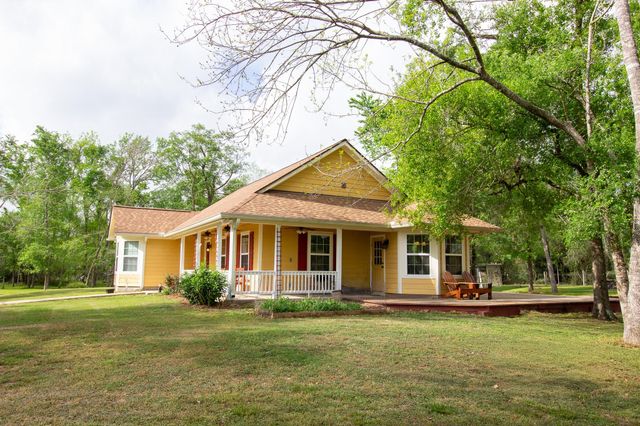 40411 Bosque Rd, Hempstead, TX 77445