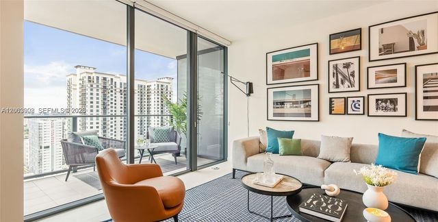 1000 Brickell Plaza 2711, Miami, FL 33131