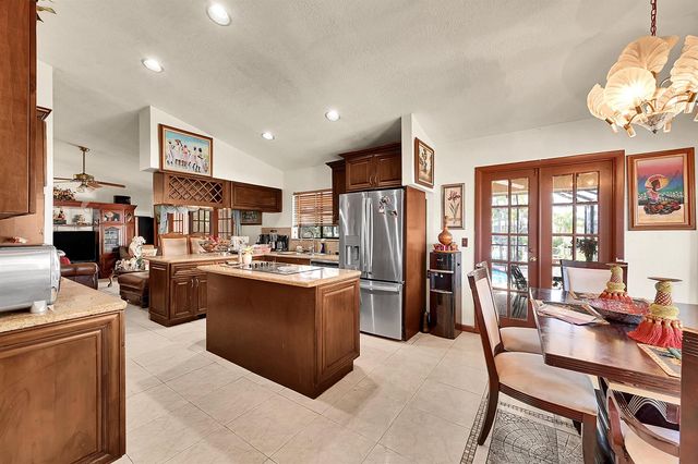 5172 NW 84th Road, Coral Springs, FL 33067