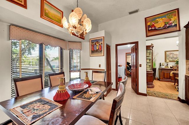 5172 NW 84th Road, Coral Springs, FL 33067