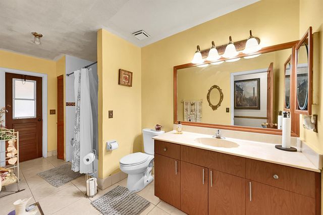 5172 NW 84th Road, Coral Springs, FL 33067