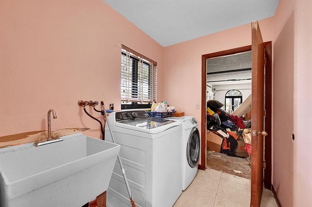 5172 NW 84th Road, Coral Springs, FL 33067