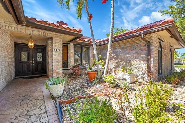 5172 NW 84th Road, Coral Springs, FL 33067