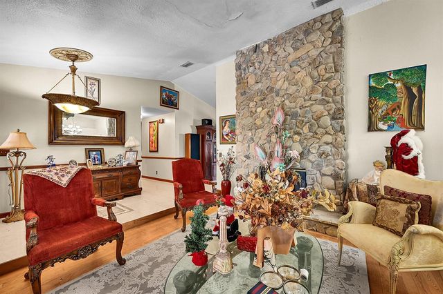 5172 NW 84th Road, Coral Springs, FL 33067