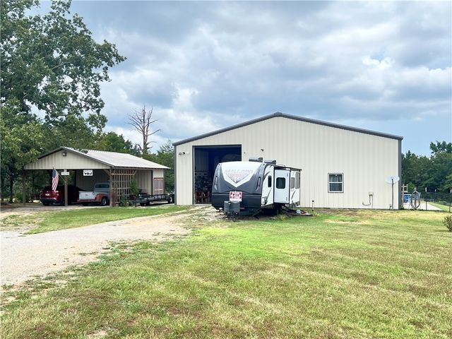 105 CR 1751, London, AR 72847