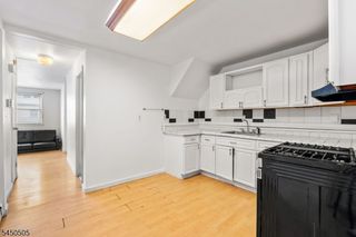 352 Totowa Ave, Paterson City, NJ 07502