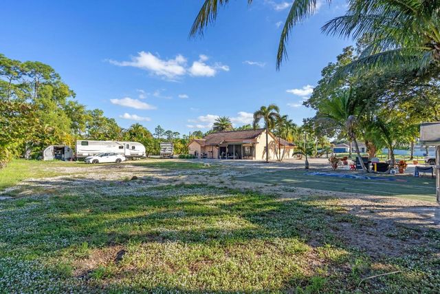 15857 N 75th Lane N, Loxahatchee, FL 33470