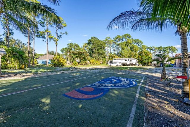 15857 N 75th Lane N, Loxahatchee, FL 33470