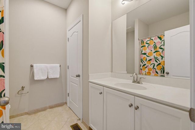 805 LOWER BARN WAY, Olney, MD 20832