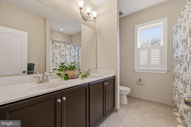 805 LOWER BARN WAY, Olney, MD 20832