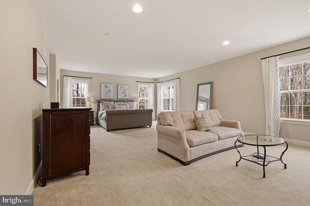 805 LOWER BARN WAY, Olney, MD 20832