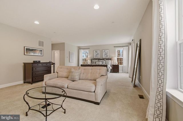 805 LOWER BARN WAY, Olney, MD 20832