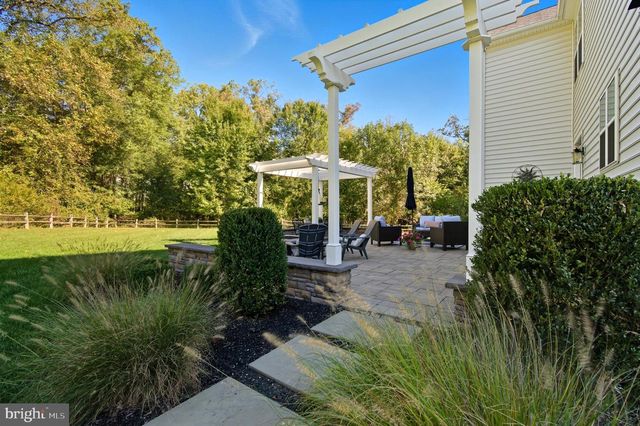 805 LOWER BARN WAY, Olney, MD 20832