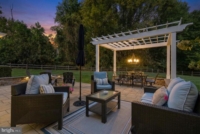 805 LOWER BARN WAY, Olney, MD 20832