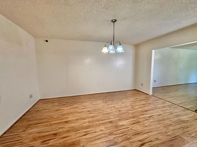 3163 Alamos, Fresno, CA 93722