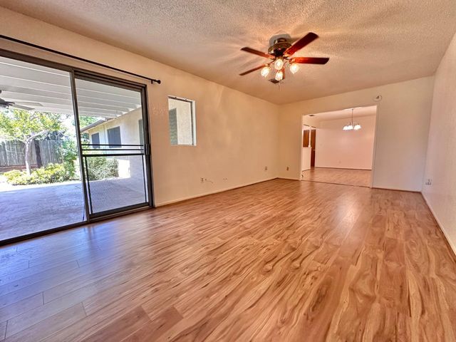 3163 Alamos, Fresno, CA 93722