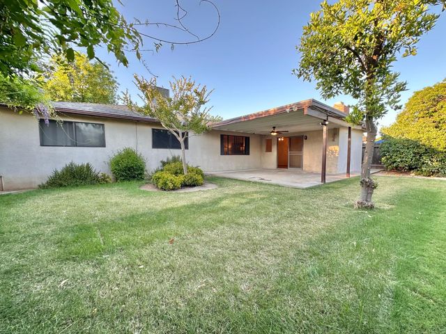 3163 Alamos, Fresno, CA 93722