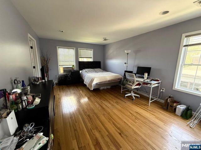 423 Bergen Boulevard, Palisades Park, NJ 07650