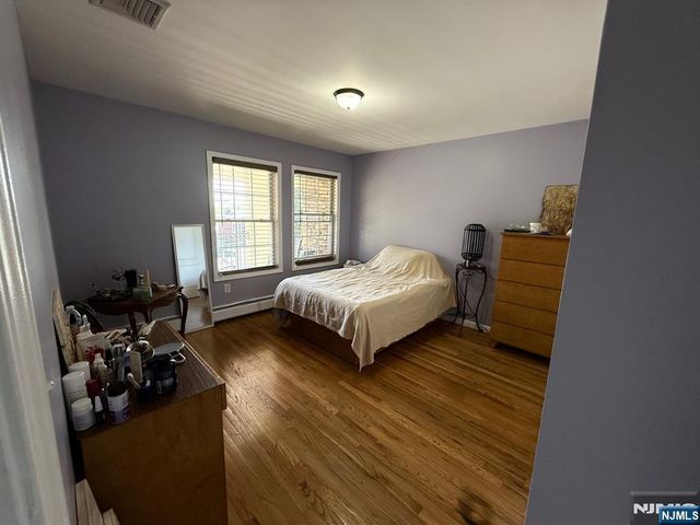 423 Bergen Boulevard, Palisades Park, NJ 07650