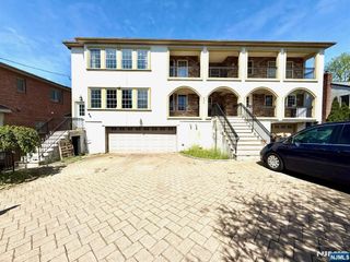 423 Bergen Boulevard, Palisades Park, NJ 07650
