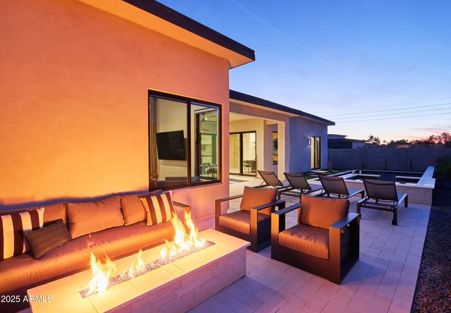 13697 N 88th Place, Scottsdale, AZ 85260