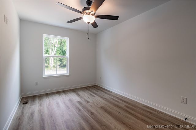 2084 Aster Drive, Jeffersonville, IN 47130