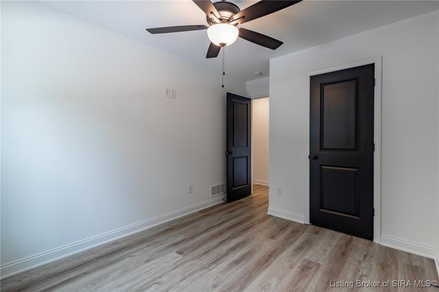 2084 Aster Drive, Jeffersonville, IN 47130