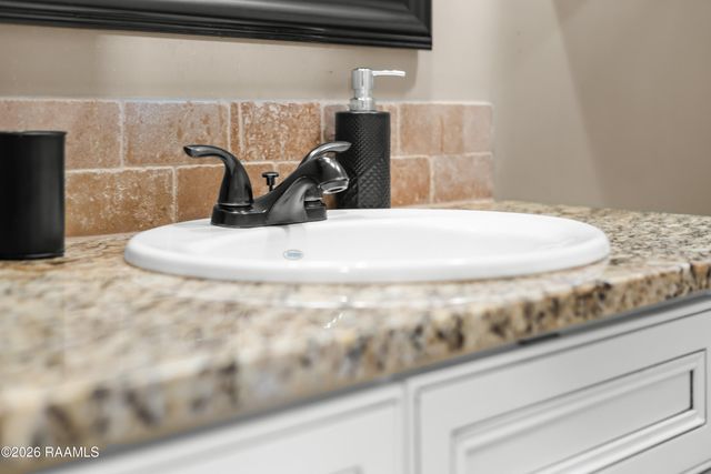 105 Cedar Mound Lane, Youngsville, LA 70592