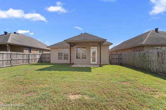 105 Cedar Mound Lane, Youngsville, LA 70592