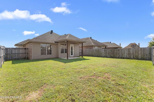 105 Cedar Mound Lane, Youngsville, LA 70592