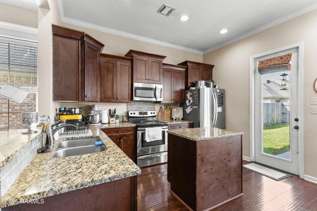 105 Cedar Mound Lane, Youngsville, LA 70592
