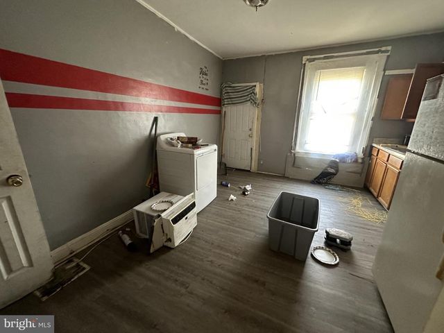 621 N LAKEWOOD AVE, Baltimore, MD 21205