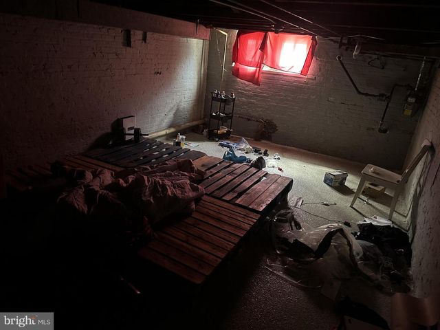 621 N LAKEWOOD AVE, Baltimore, MD 21205