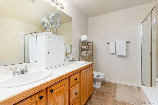12627 James Point, Broomfield, CO 80020