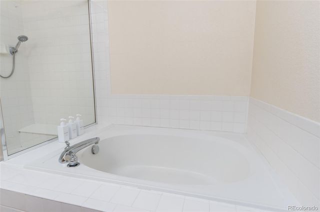 12627 James Point, Broomfield, CO 80020