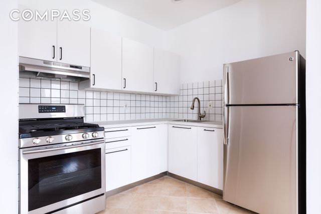 174 Patchen Avenue, New York City, NY 11221