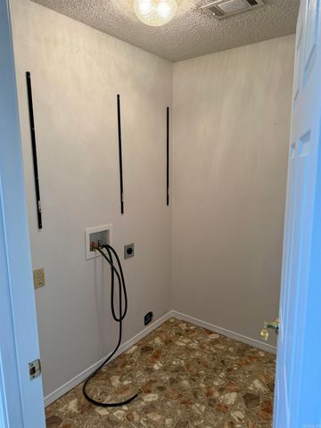 14 Lakeview Cir, Clarksville, AR 72830