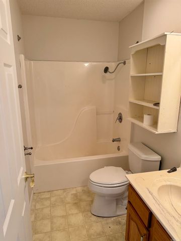 14 Lakeview Cir, Clarksville, AR 72830