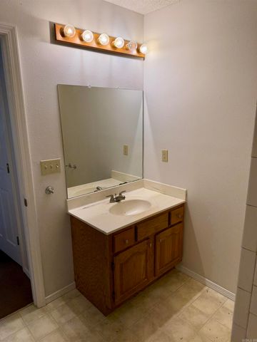 14 Lakeview Cir, Clarksville, AR 72830