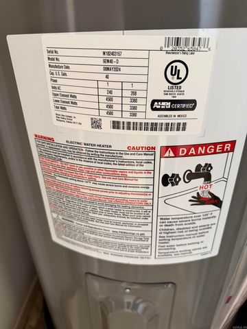 14 Lakeview Cir, Clarksville, AR 72830