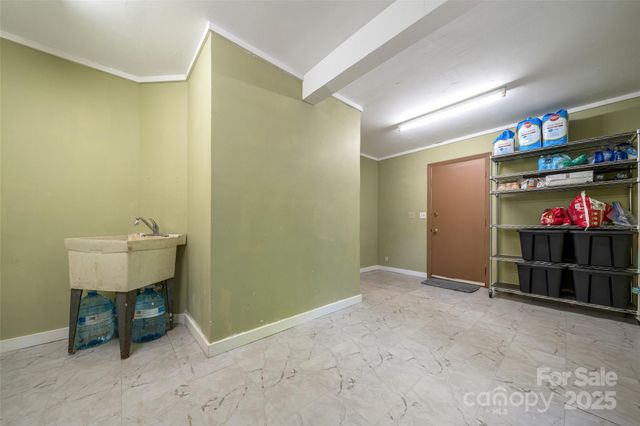 106 Gordon Drive, Flat Rock, NC 28731