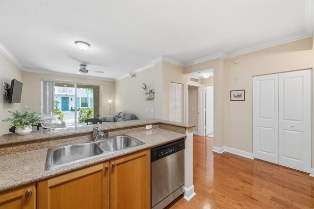 4 Renaissance Way 110, Boynton Beach, FL 33426
