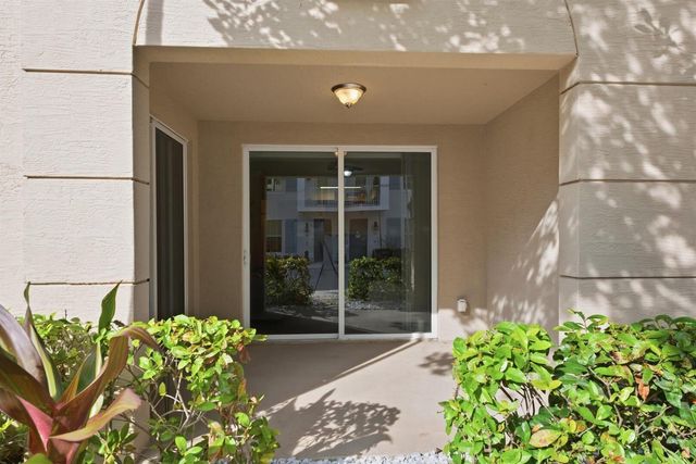 4 Renaissance Way 110, Boynton Beach, FL 33426