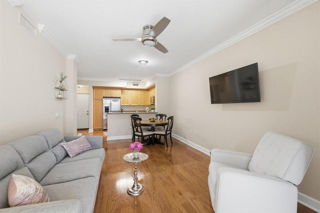 4 Renaissance Way 110, Boynton Beach, FL 33426