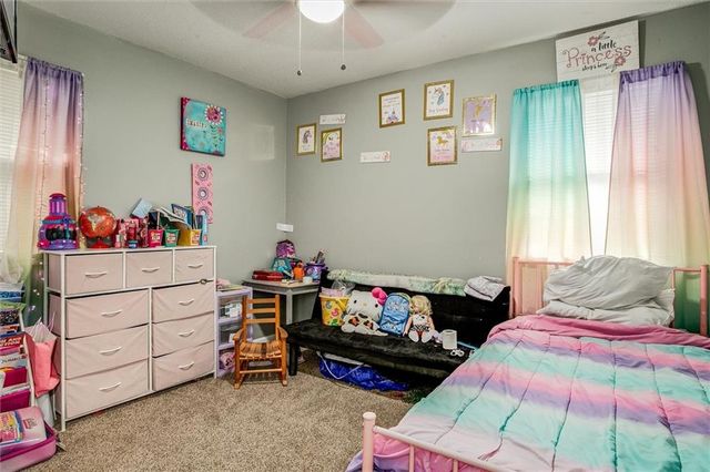 5701 E 100th Street, Kansas City, MO 64137