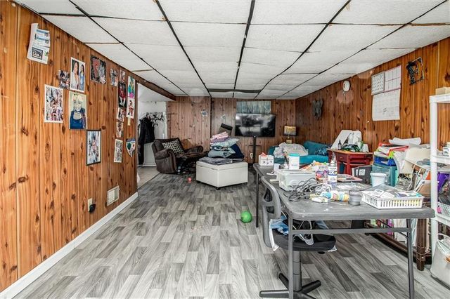 5701 E 100th Street, Kansas City, MO 64137