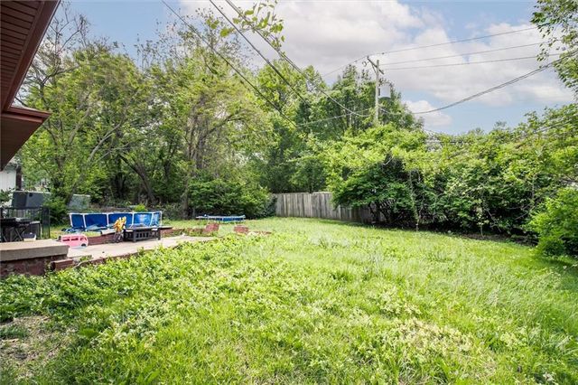 5701 E 100th Street, Kansas City, MO 64137