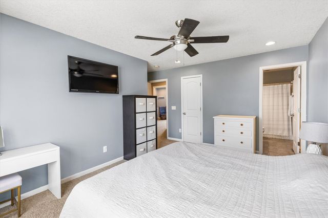 809 34th Street SW, Bondurant, IA 50035