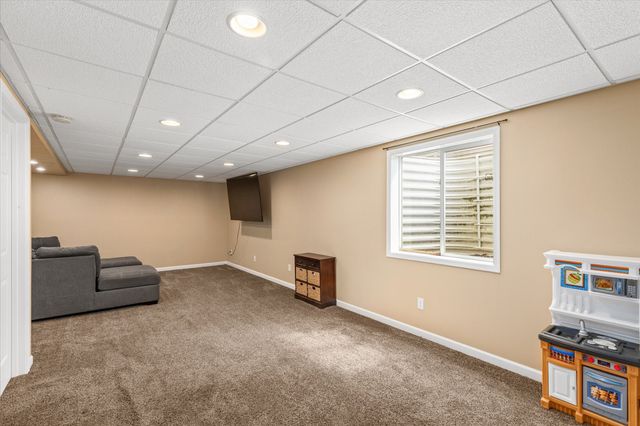 809 34th Street SW, Bondurant, IA 50035